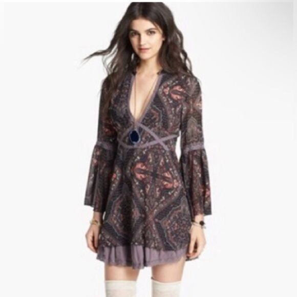Free People Bell Sleeve Empire Waist Paisley Print Mini Dress - Picture 5 of 11
